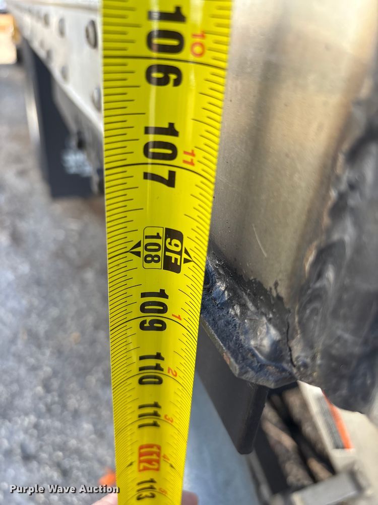 image for item YA2245 2019 Freightliner Business Class M2 box truck