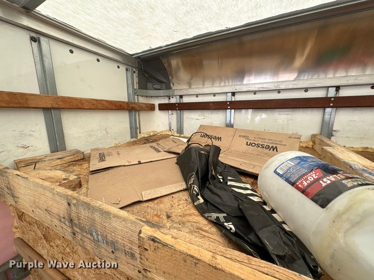 image for item YA2245 2019 Freightliner Business Class M2 box truck