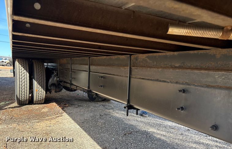 image for item YA2245 2019 Freightliner Business Class M2 box truck