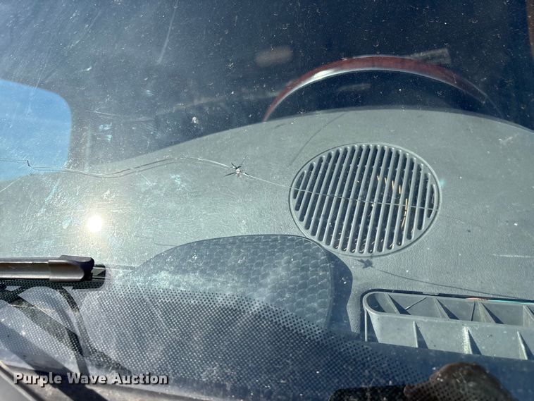 image for item YA2245 2019 Freightliner Business Class M2 box truck