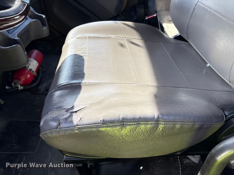 image for item YA2245 2019 Freightliner Business Class M2 box truck