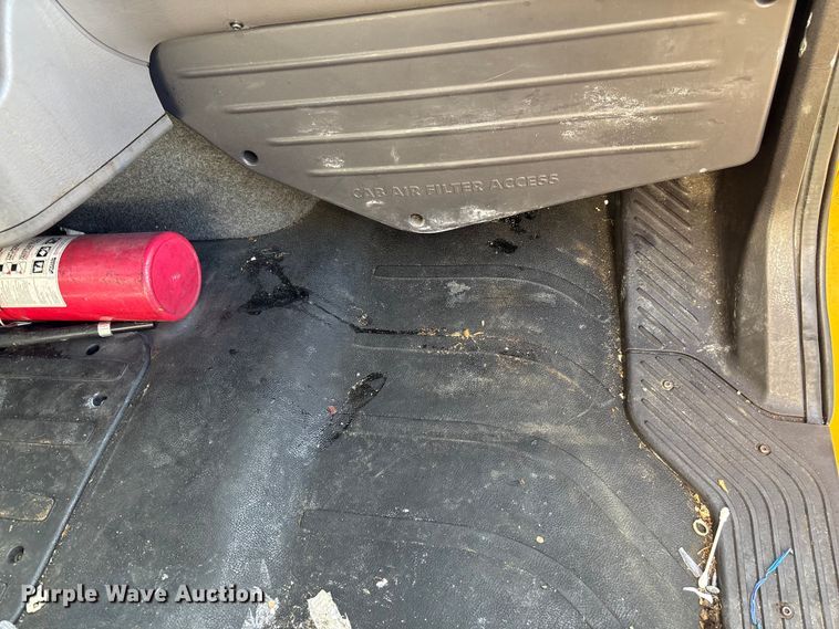 image for item YA2245 2019 Freightliner Business Class M2 box truck