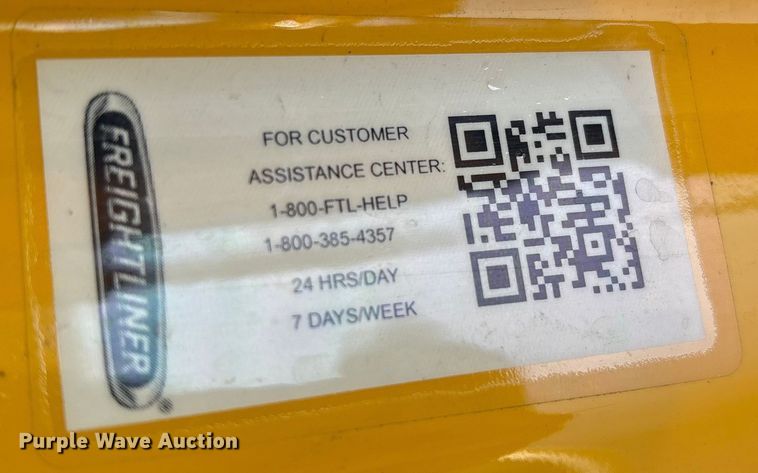 image for item YA2245 2019 Freightliner Business Class M2 box truck