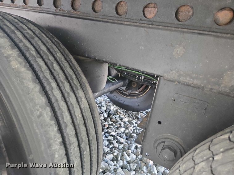 image for item YA2420 2023 Atro dry van trailer