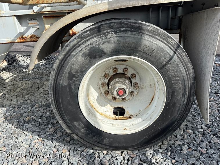 image for item YA2445 2022 Gallegos pneumatic dry bulk trailer