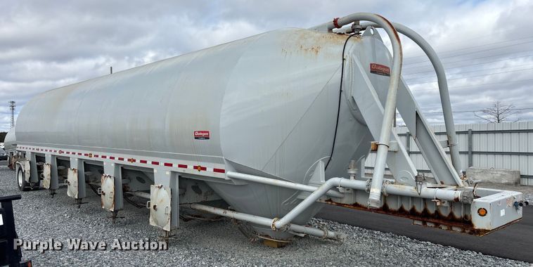 image for item YA2446 2022 Gallegos pneumatic dry bulk trailer