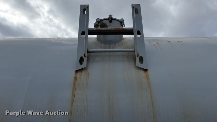 image for item YA2446 2022 Gallegos pneumatic dry bulk trailer