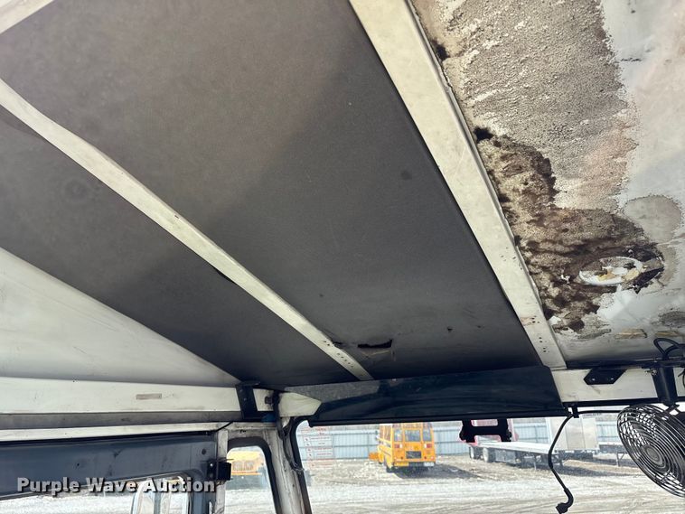 image for item YA2490 2008 Kalmar Ottawa yard truck