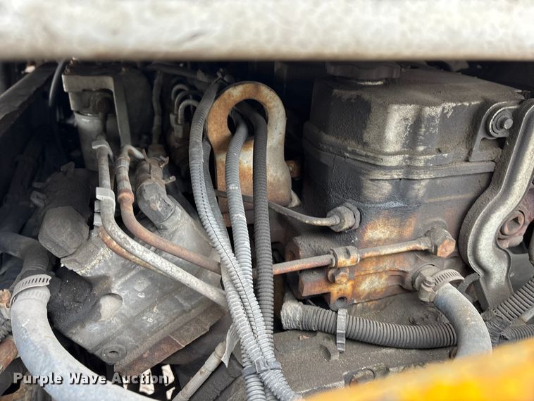 image for item YA2491 2006 Kalmar Ottawa yard truck