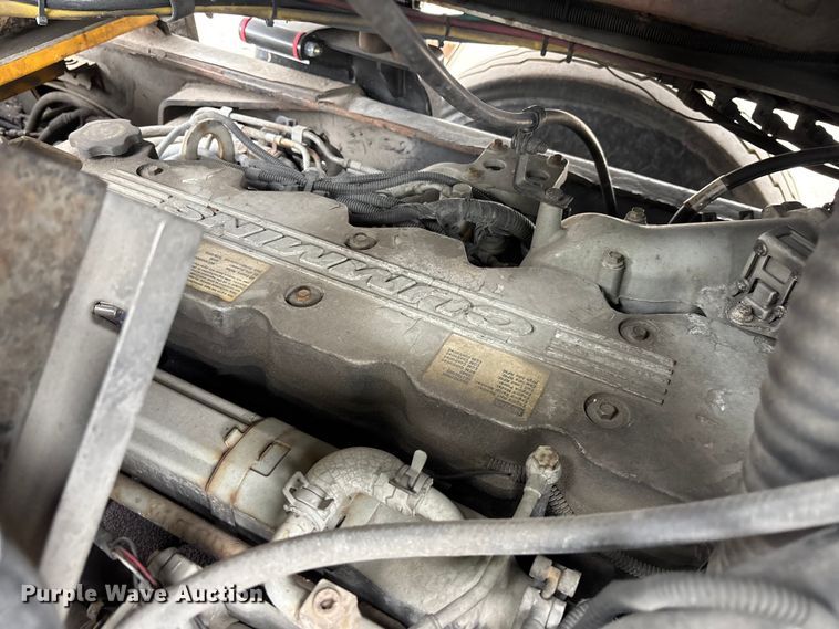 image for item YA2491 2006 Kalmar Ottawa yard truck