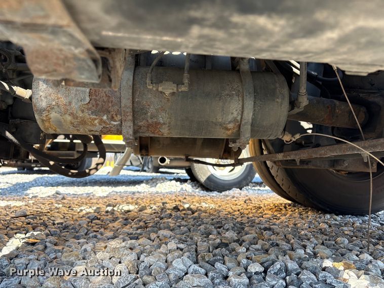 image for item YA2509 2006 Kalmar Ottawa yard truck