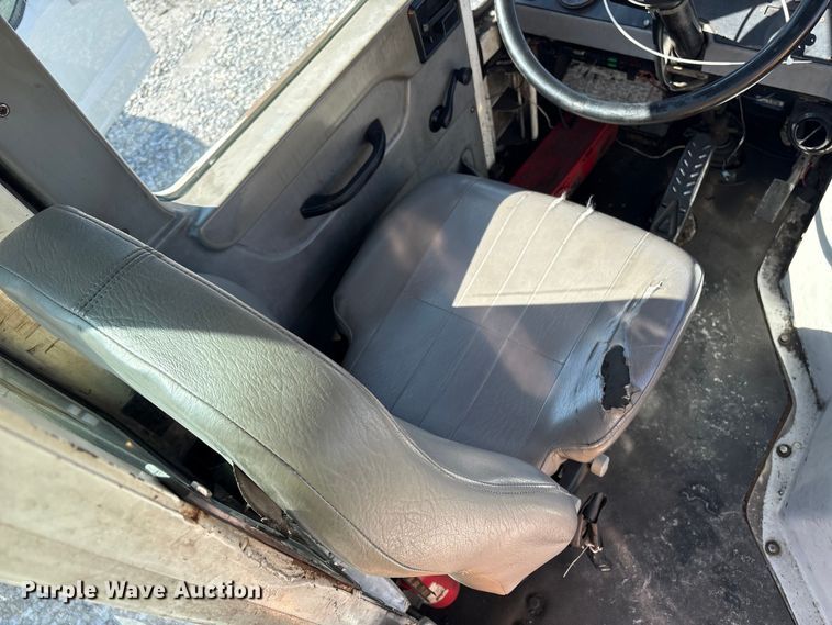 image for item YA2509 2006 Kalmar Ottawa yard truck