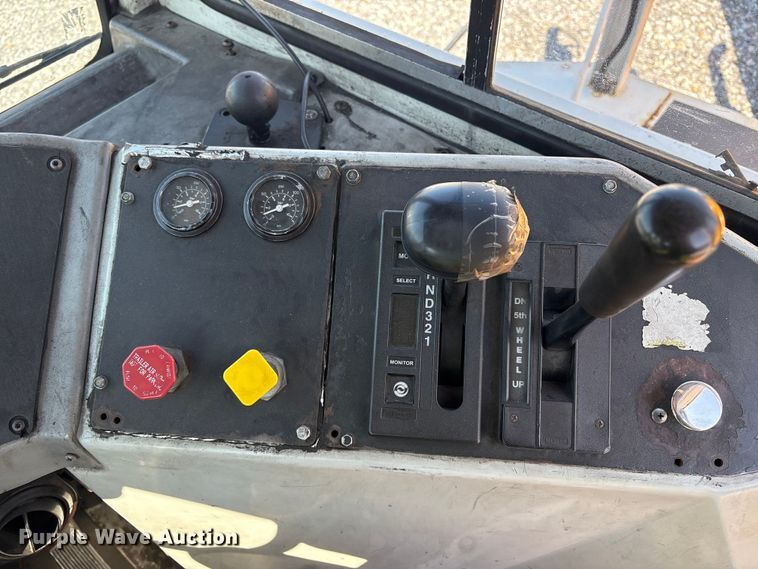 image for item YA2509 2006 Kalmar Ottawa yard truck