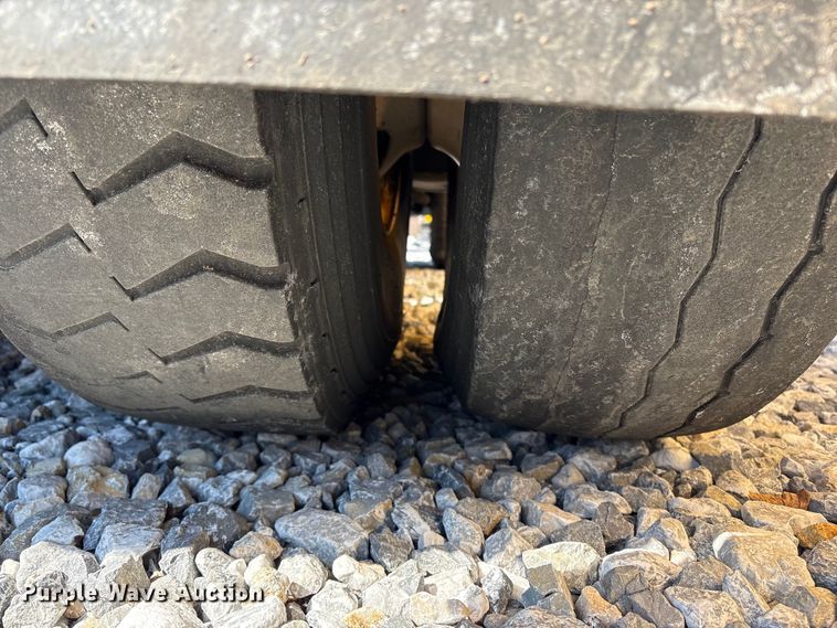 image for item YA2509 2006 Kalmar Ottawa yard truck