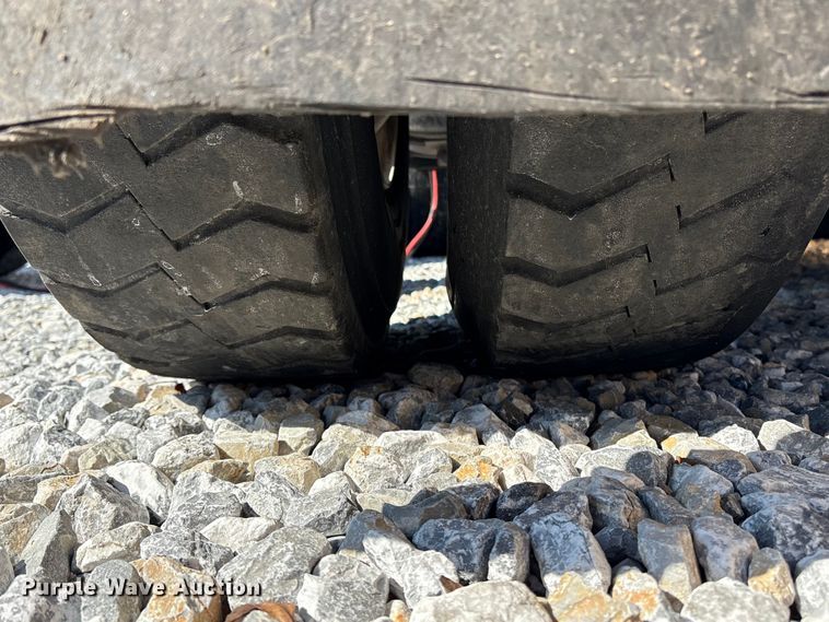 image for item YA2509 2006 Kalmar Ottawa yard truck