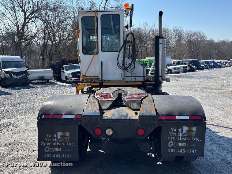 image for item YA2510 2004 Kalmar Ottawa yard truck