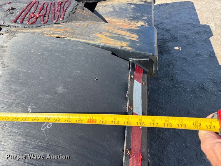 image for item YA2510 2004 Kalmar Ottawa yard truck