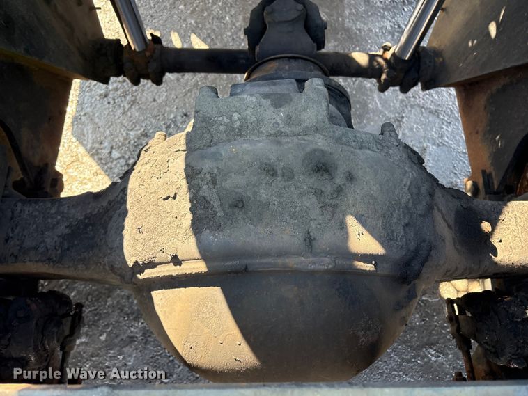 image for item YA2510 2004 Kalmar Ottawa yard truck