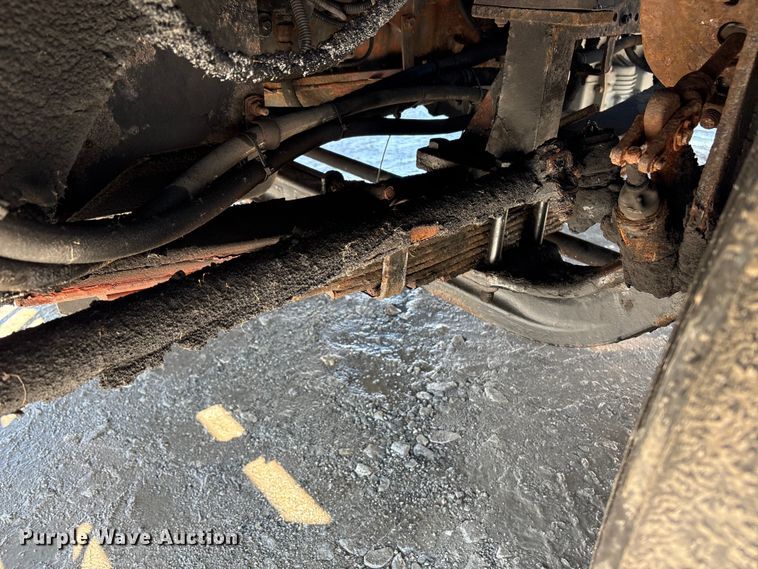 image for item YA2510 2004 Kalmar Ottawa yard truck