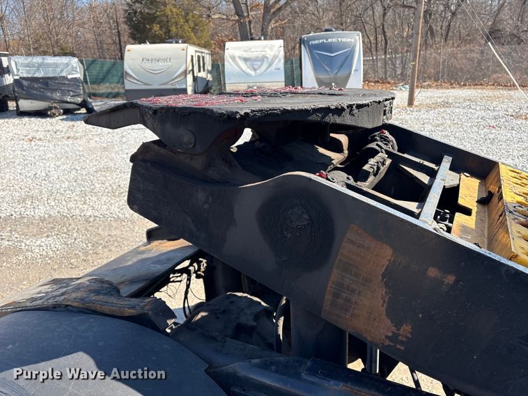 image for item YA2510 2004 Kalmar Ottawa yard truck