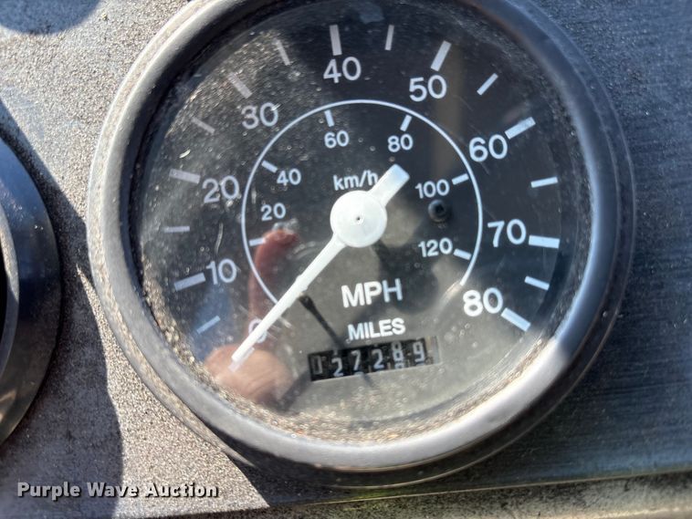 image for item YA2510 2004 Kalmar Ottawa yard truck