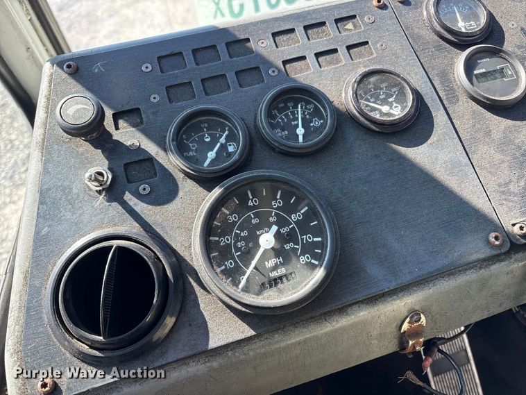 image for item YA2510 2004 Kalmar Ottawa yard truck