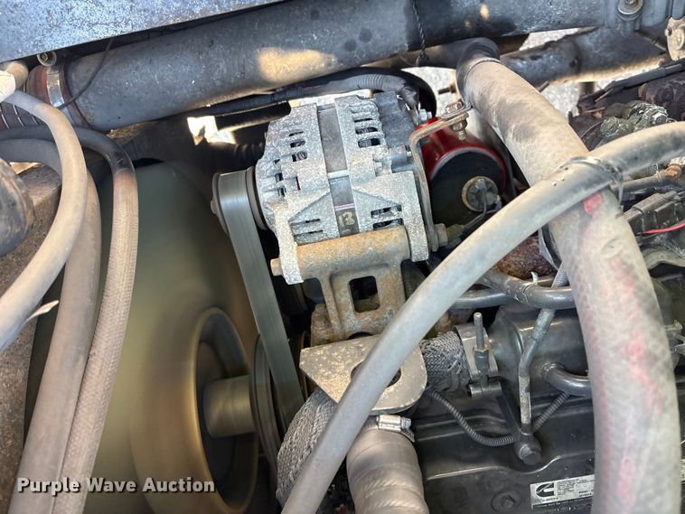 image for item YA2510 2004 Kalmar Ottawa yard truck