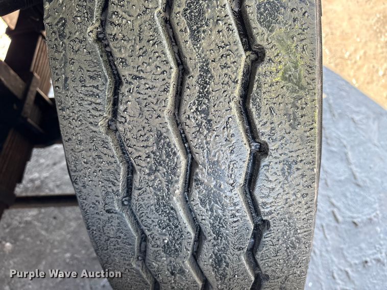 image for item YA2510 2004 Kalmar Ottawa yard truck