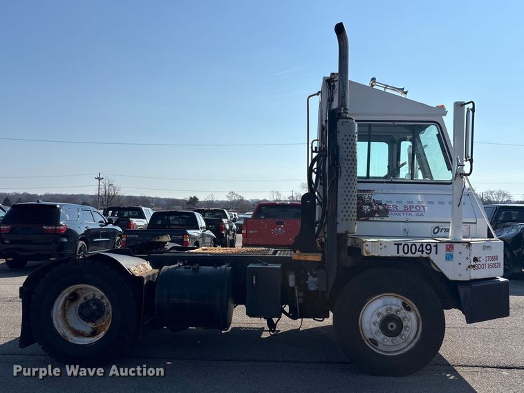 image for item YA2523 2001 Kalmar Ottawa yard truck