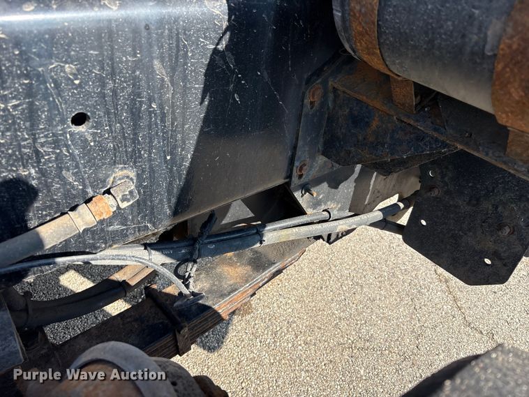 image for item YA2523 2001 Kalmar Ottawa yard truck