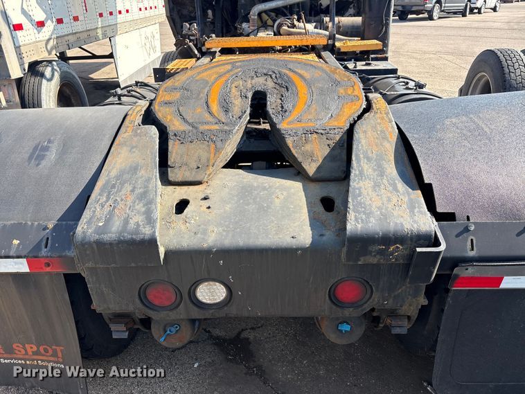 image for item YA2523 2001 Kalmar Ottawa yard truck