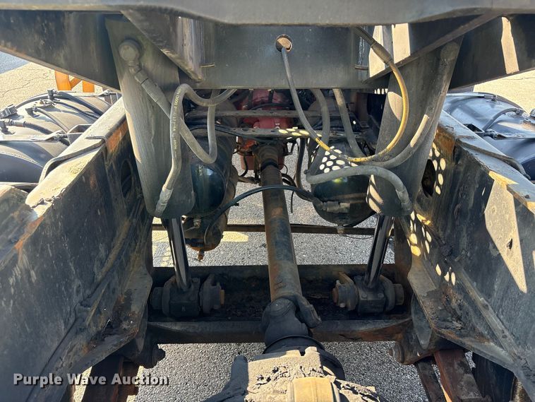 image for item YA2523 2001 Kalmar Ottawa yard truck