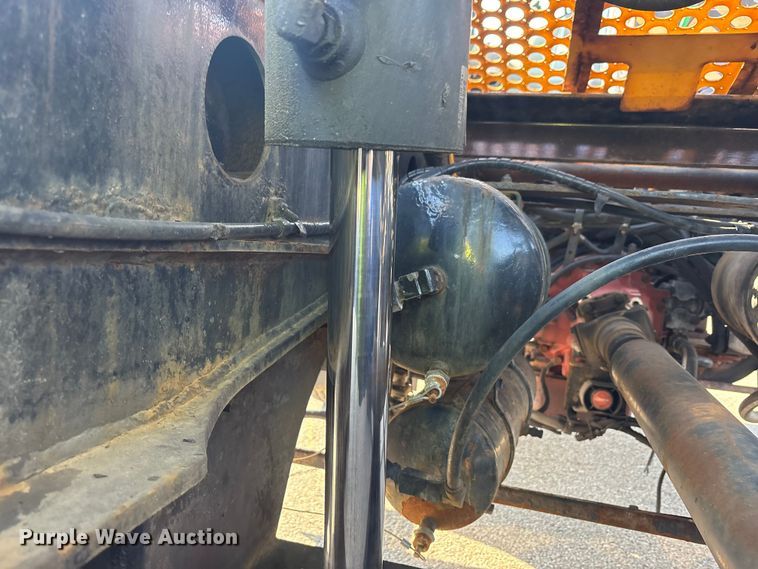 image for item YA2523 2001 Kalmar Ottawa yard truck