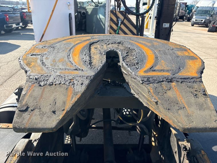 image for item YA2523 2001 Kalmar Ottawa yard truck