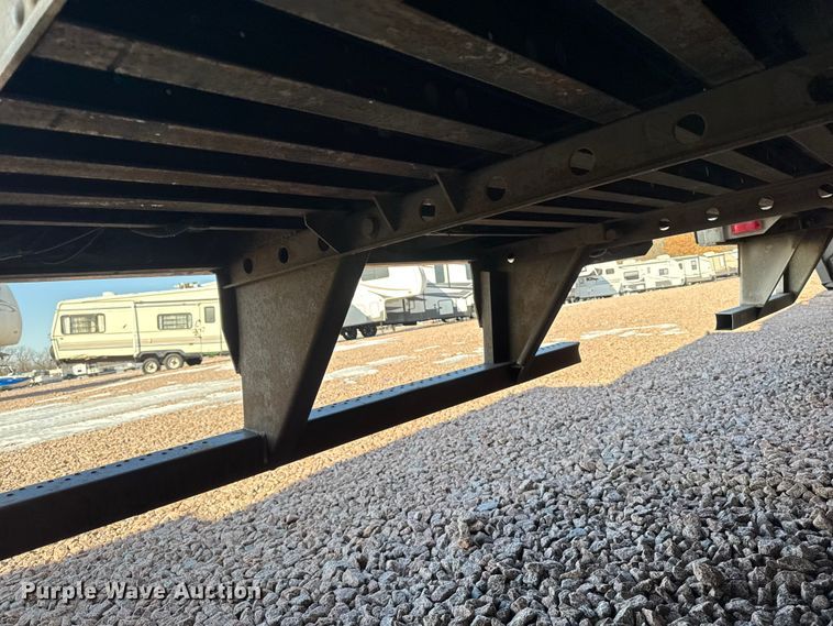 image for item YA2532 2016 Utility refrigerated van trailer