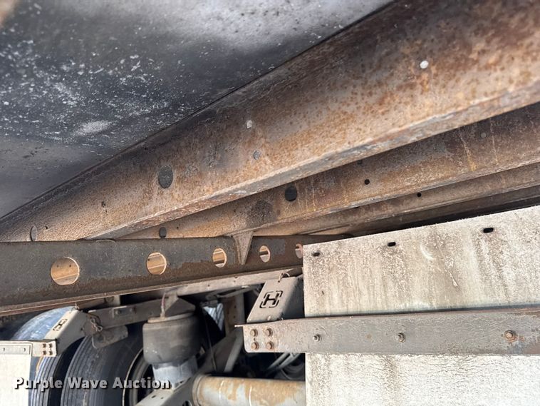 image for item YA2532 2016 Utility refrigerated van trailer