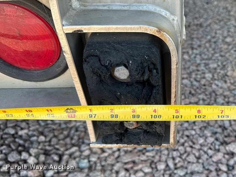 image for item YA2532 2016 Utility refrigerated van trailer