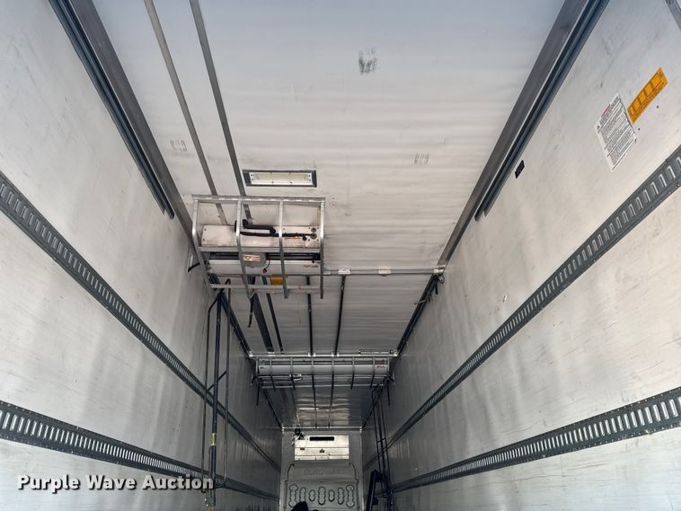 image for item YA2532 2016 Utility refrigerated van trailer