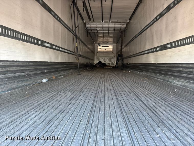 image for item YA2532 2016 Utility refrigerated van trailer