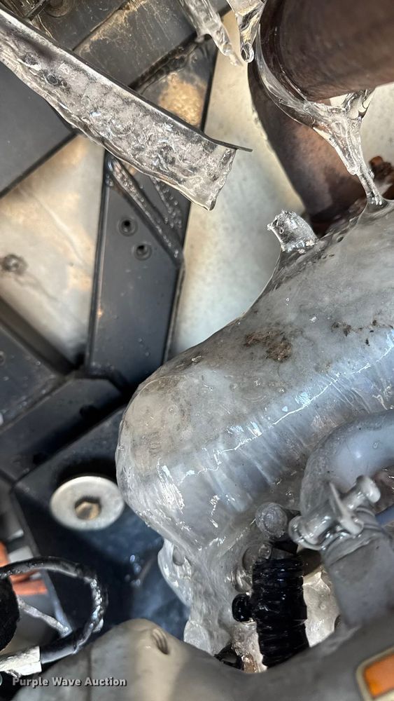 image for item YA2532 2016 Utility refrigerated van trailer