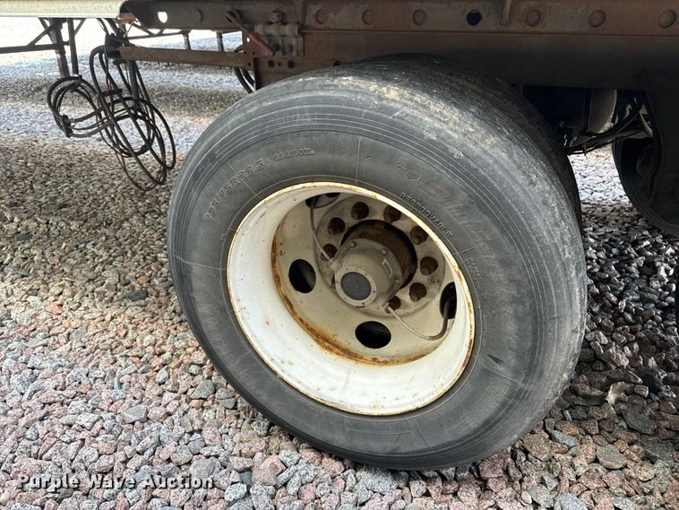 image for item YA2532 2016 Utility refrigerated van trailer