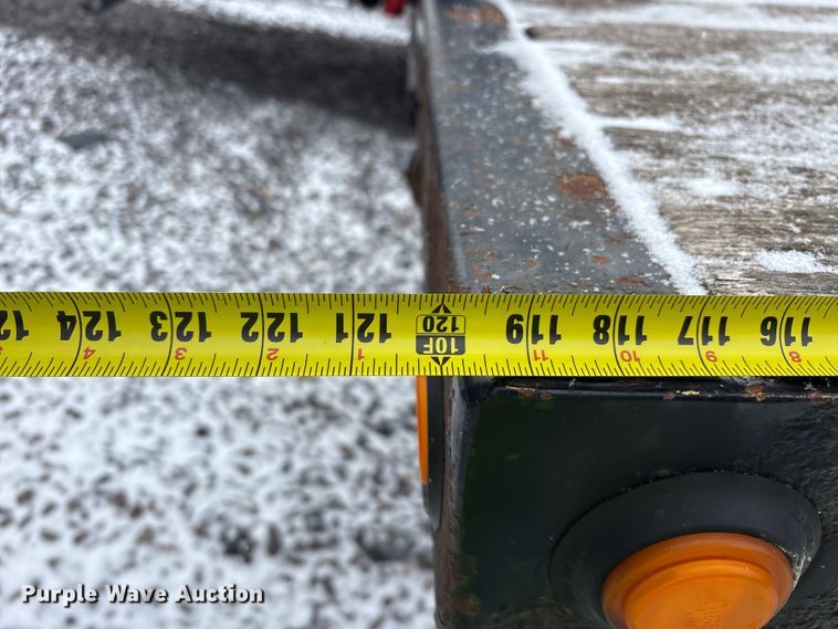 image for item YA2560 2013 X-l Specialized XL 80 MDE extendable lowboy equipment trailer