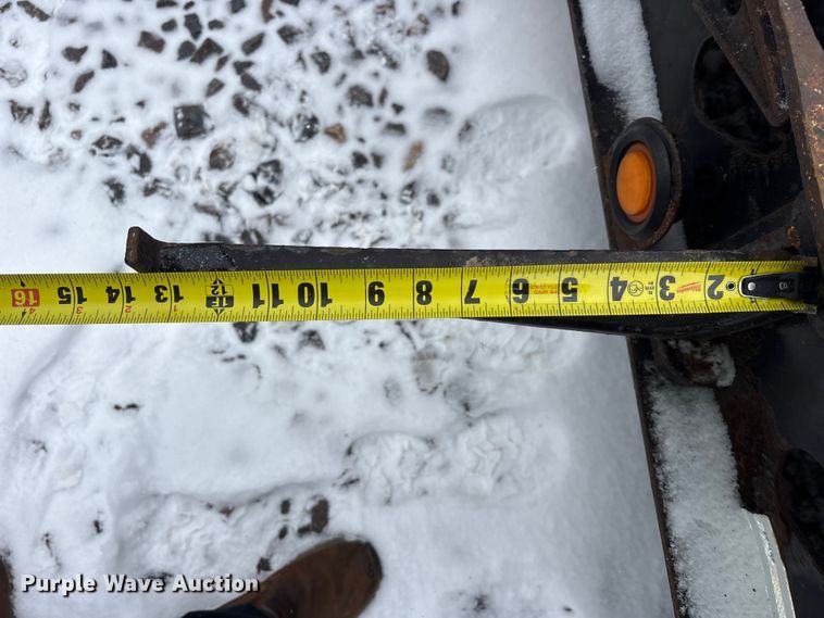 image for item YA2560 2013 X-l Specialized XL 80 MDE extendable lowboy equipment trailer