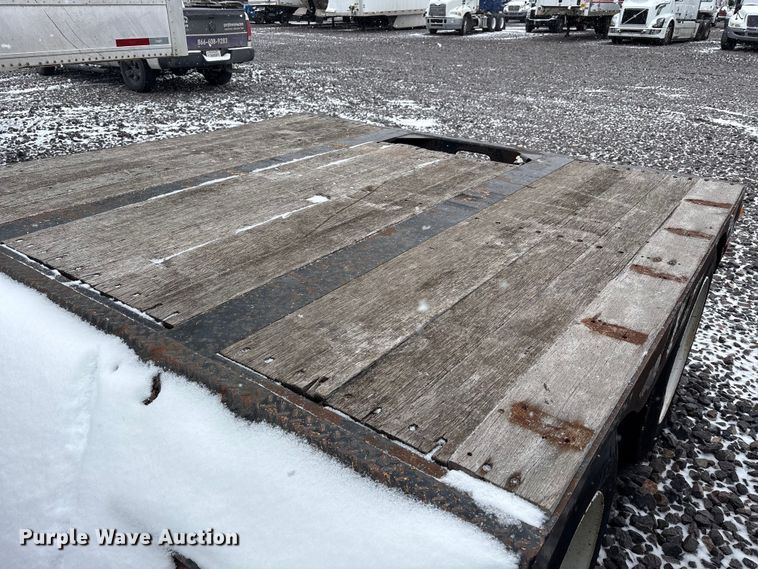 image for item YA2560 2013 X-l Specialized XL 80 MDE extendable lowboy equipment trailer