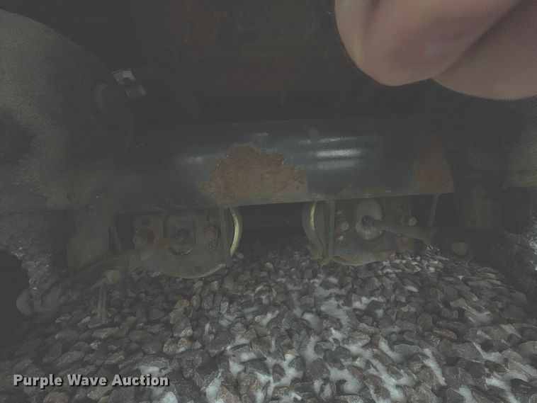 image for item YA2560 2013 X-l Specialized XL 80 MDE extendable lowboy equipment trailer