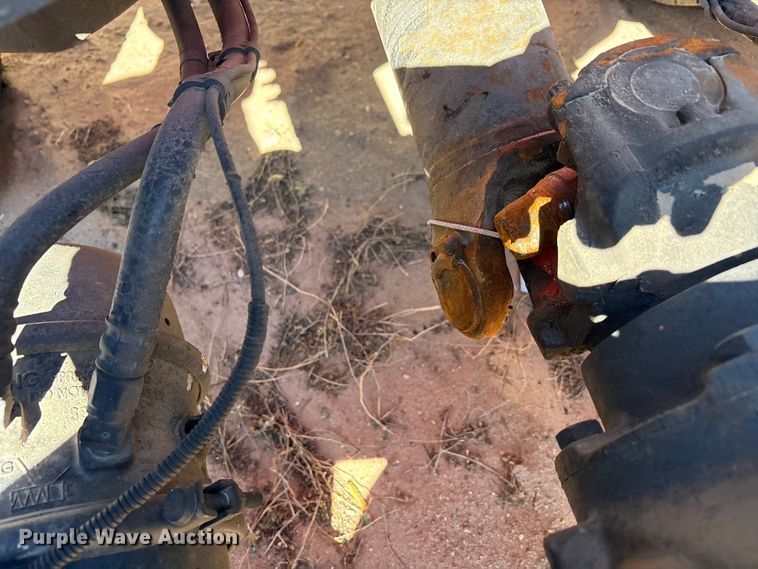 image for item YA6127 2015 Kenworth T680 semi truck