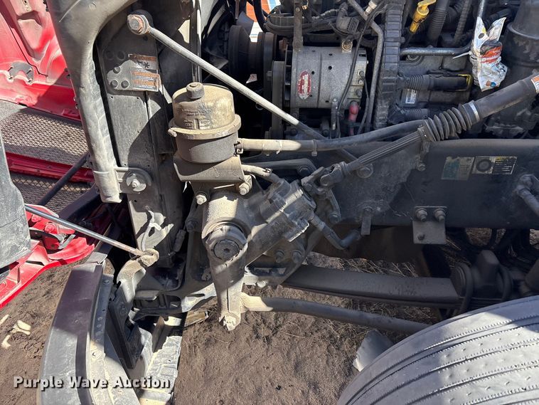 image for item YA6127 2015 Kenworth T680 semi truck