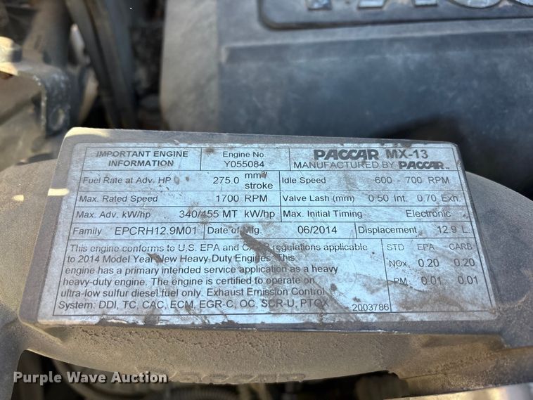 image for item YA6127 2015 Kenworth T680 semi truck