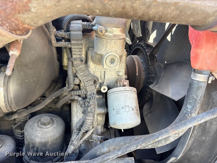 image for item YA6127 2015 Kenworth T680 semi truck