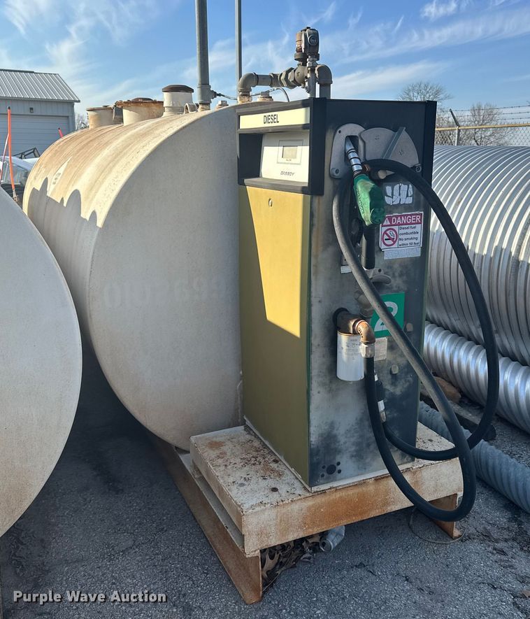 image for item DV0781 Fuel tank